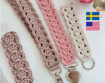 Keychain/pacifier clip (wristlet/lanyard) PDF Crochet Pattern 2 in 1 lovely structure/ virkmönster nyckelband & nappband/napphållare &quot;Saga&quot;