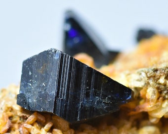 138 Carat Extremely Rare Full Terminated Blue Shaded Anatase Crystals Combined With Quartz Crystals On Matrix