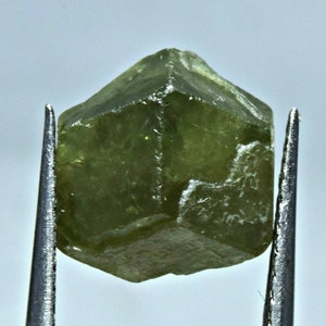 11 Carat Natural Demantoid Green Garnet Crystal From Afghanistan