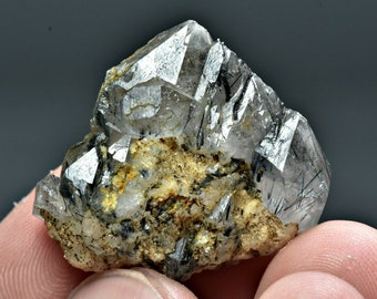 54 Crt Natural Terminated Quartz Crystal With Rutile Needles Inclusion @ Pak