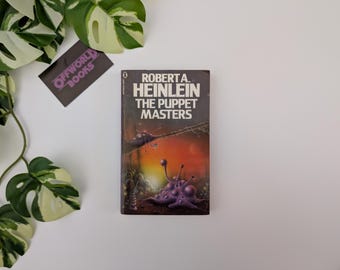 The Puppet Masters by Robert A. Heinlein *RARE* *GREAT CONDITION*