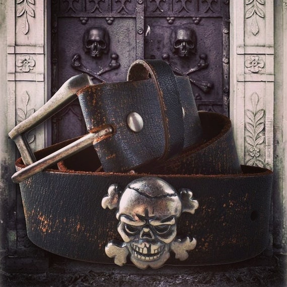 Skull and Crossbones Leather Belt