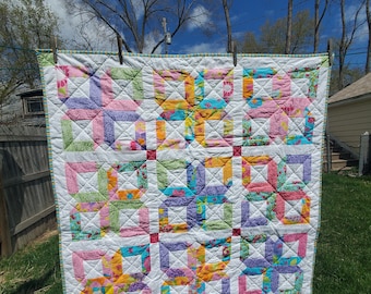 Heller scrappy Blumen Quilt