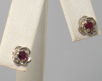 Garnet - red Garnet - Garnet Earrings - Garnet Flower Earrings - Sterling Silver earrings - Post Earrings - C87