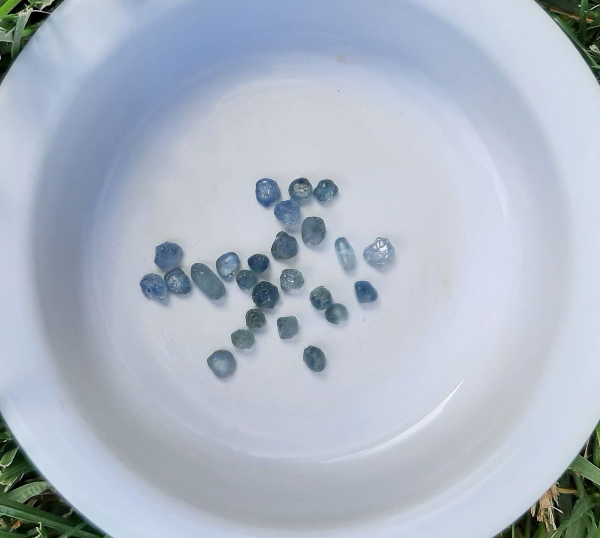 ケニア様 Buy Uncut Sapphire Online In India - Etsy India