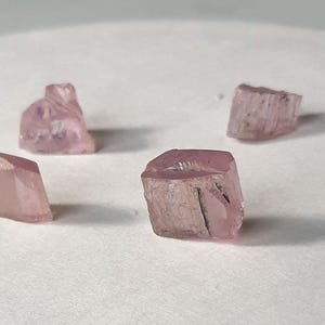 Pink Kunzite Rough, Lot of 4 stones, 54 TCW - #C16 image 1