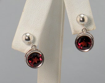 Garnet - red Garnet - Garnet Earrings - Garnet Dangle Earrings - Sterling Silver earrings - Dangle Earrings - B94