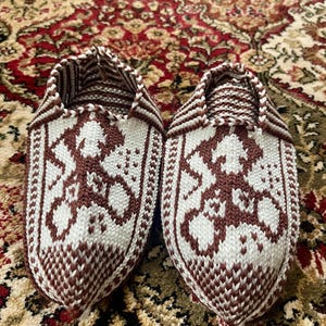 Dam och män (US 9-12, EU 40-43), etnisk turkmensk handstickad toffelstrumpa, perfekt för resor, maskintvättbar, julklapp, alla typer av högtider