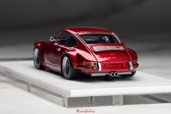 Make up Eidolon Model 1:43 Porsche Singer 911 964 Coupe Candy Red