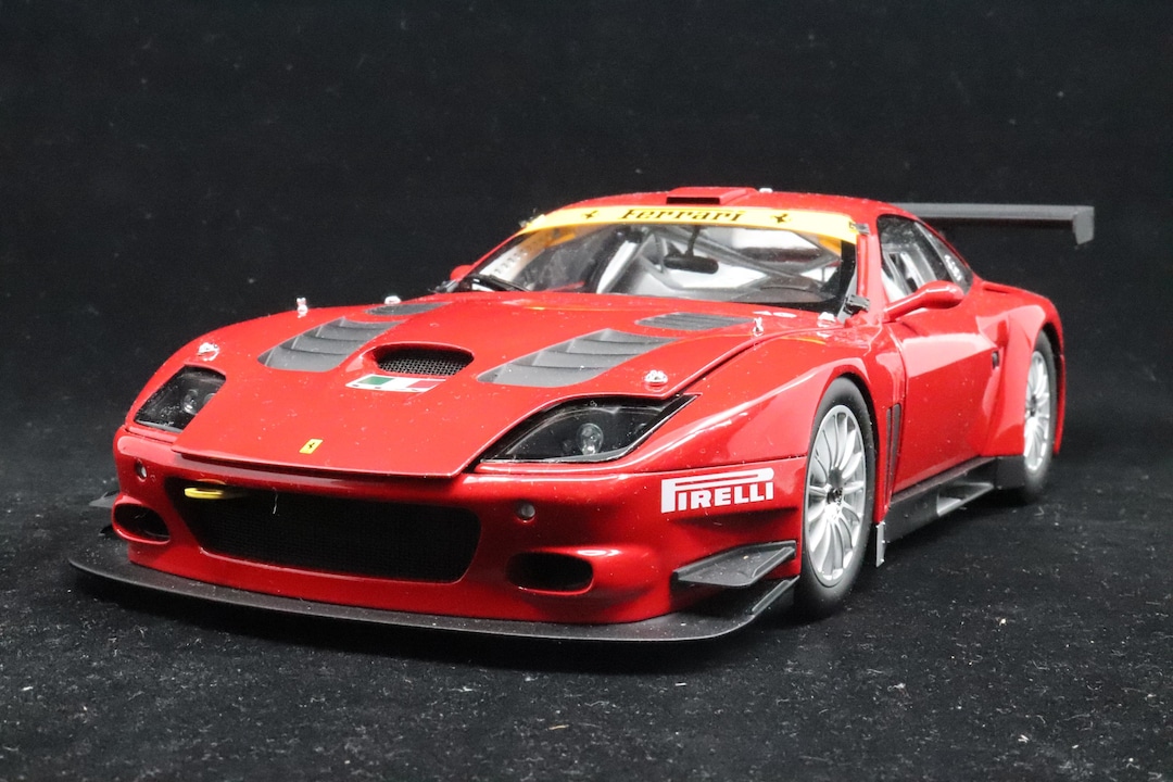 京商 1/18 Ferrari 575 GTC Evoluzione (Red) New Kyosho Model 1:18 Ferrari 575 GTC Evoluzione Red 08392B - Etsy