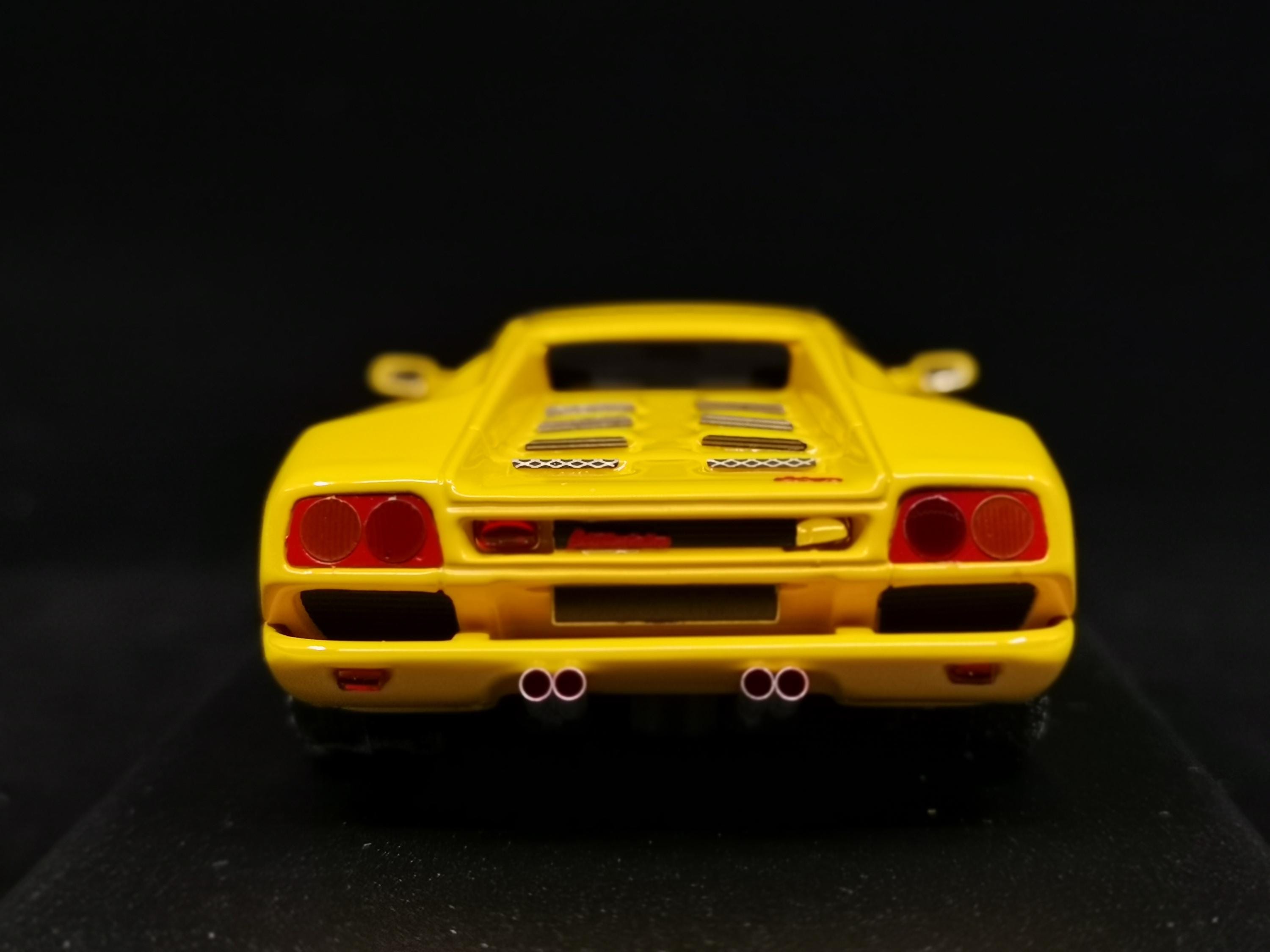 MRモデル 1:43 ランボルギーニ ディアブロ VT イエロー 1993 MR106A