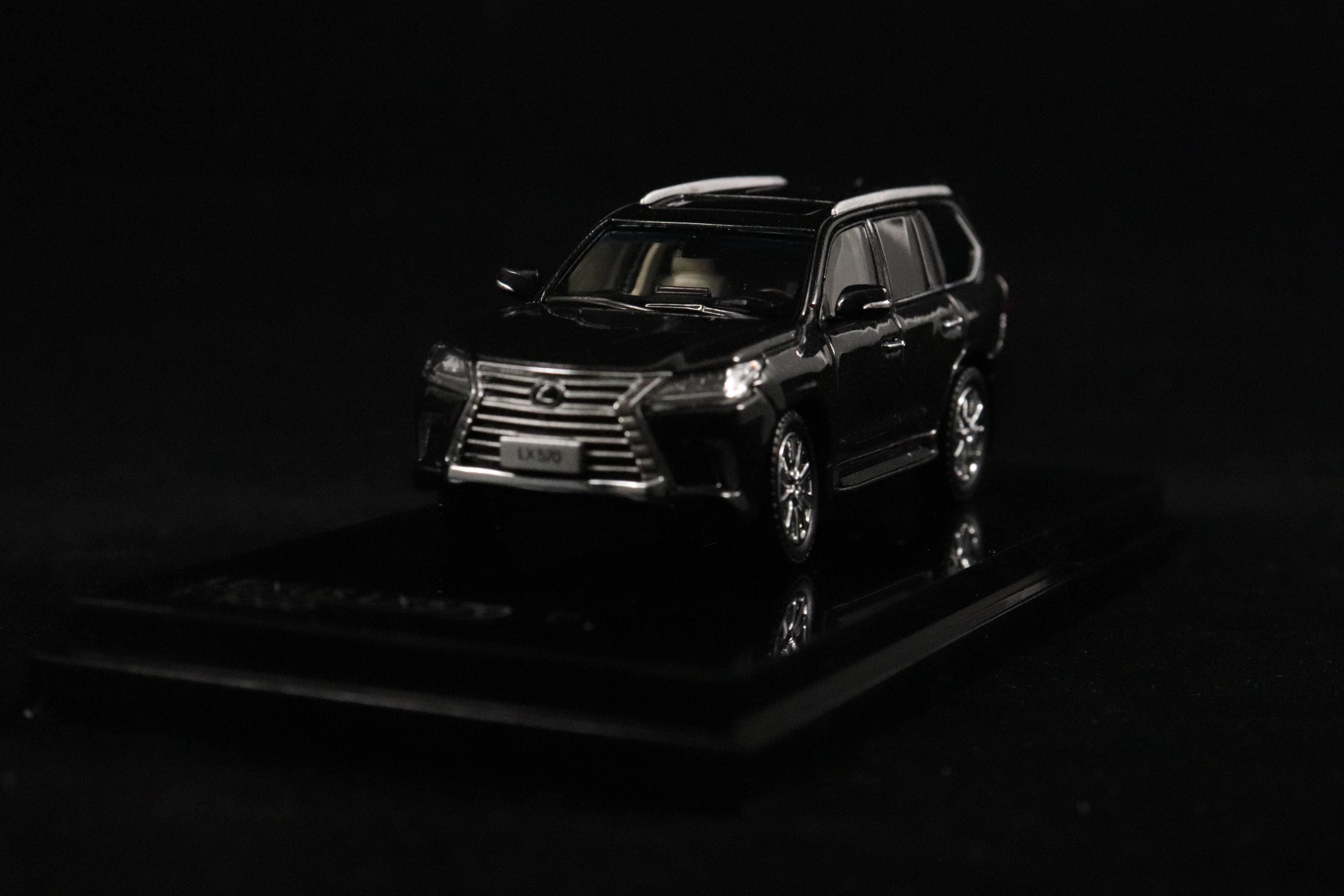 New Kyosho Model 1:64 Lexus LX570 Star Light Black GF 00001SLB