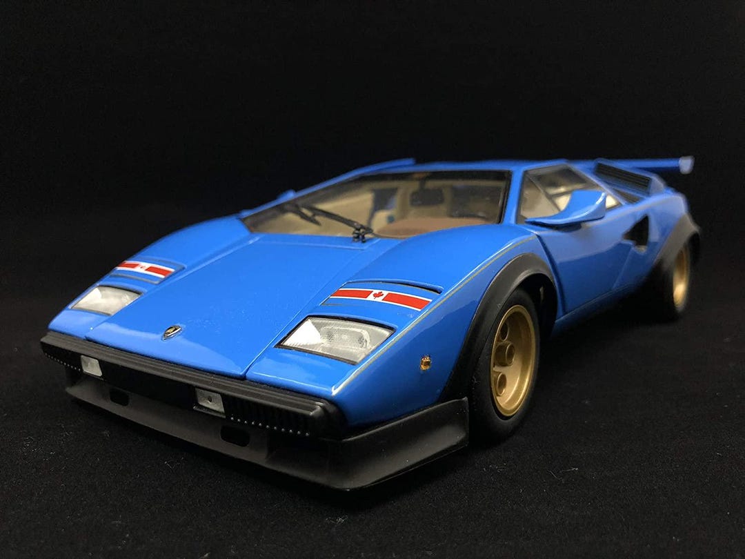 京商　1/18　Lanborghini countach LP500S New Kyosho Model 1:18 Lamborghini Countach LP500S WW Light Blue