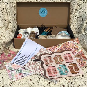 DIY Decoupage Shell Kit: Summertime Craft Project