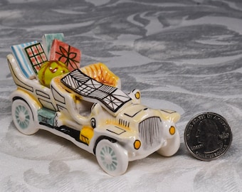 Tan Auto with Packages Accessory