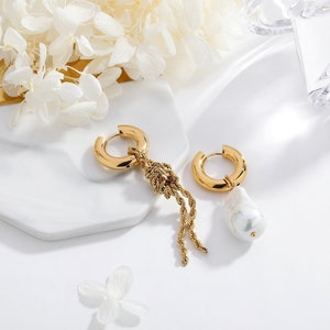 Unique Asymmetrical Gold Rope Chain Baroque Pearl Drop Earrings image 1