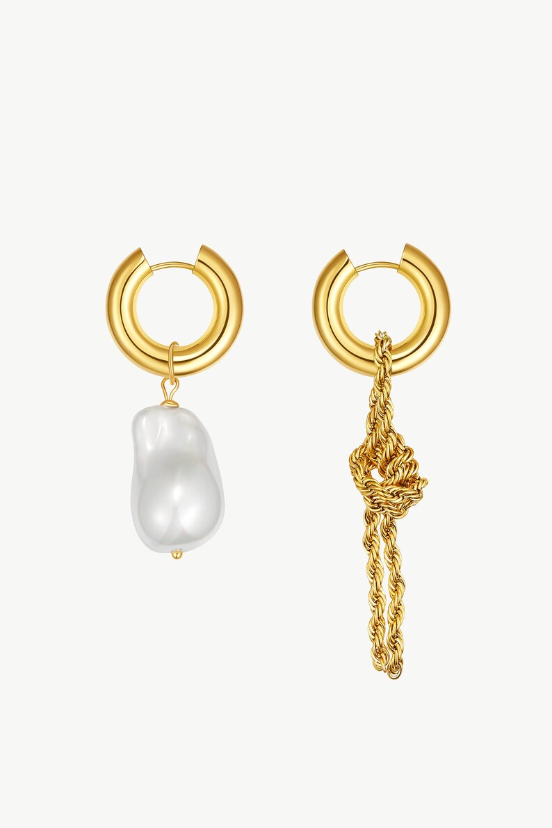 Unique Asymmetrical Gold Rope Chain Baroque Pearl Drop Earrings image 2