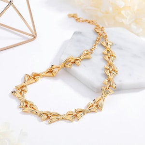 Golden Butterfly Necklaces – Elegant Butterfly Chain Necklace – Statement Gold Bow Choker – Gold-Plated Butterfly Jewelry