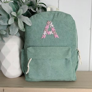 sac à dos initial personnalisé || broderie à la main || sac à dos pour tout-petits || sac à dos pour enfants || cartable || garderie || idée cadeau || sac à langer