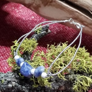 Sodalite Wire Bar Bracelet