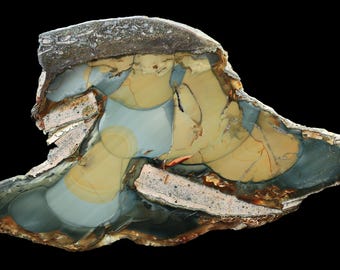 Hermoso ejemplar de jaspe azul de montaña, antiguo, pulido, de la colección de KOP.