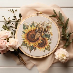 Cross Stitch Pattern With Bee, Counted, Floral Embroidery Pattern, Sunflower Cross Stitch Chart, Cottagecore Cross Stitch Designs Pdf