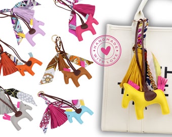 Taschenanhänger Pferd Handgemachte Weich, Vegan Leder Schlüsselanhänger,Pferd Bag Charm, Schlüsselanhänger Pferd, handgefertigte Accessoires