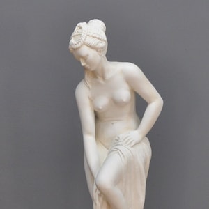 old statue Roman Greek style standing woman sculpture ancient home decoration figure on the column 74cm