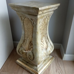 Greek style column Roman Pillar decorative table marble color 63cm high