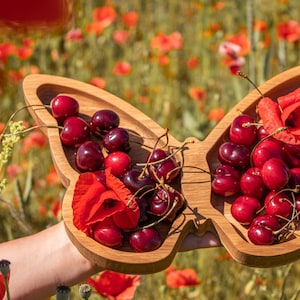 Oak Wood Plate Butterfly, Wooden Serving Board for Foods, Home Decor, Gift for she