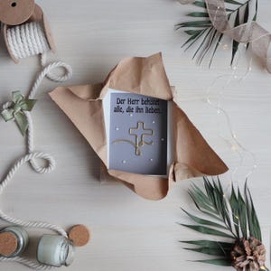 Personalisiertes Schutzengel-Bild zur Taufe | Bilderrahmen 13x18 cm | Geschenk zur Geburt oder Taufe