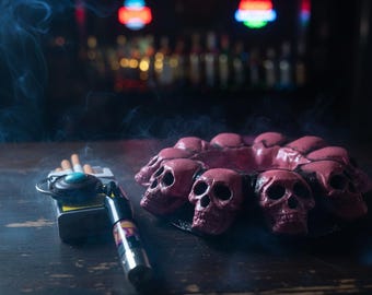 Circle of Smoke – Betonnen schedelasbak | Handgemaakt beeldhouwwerk | Lexartikel