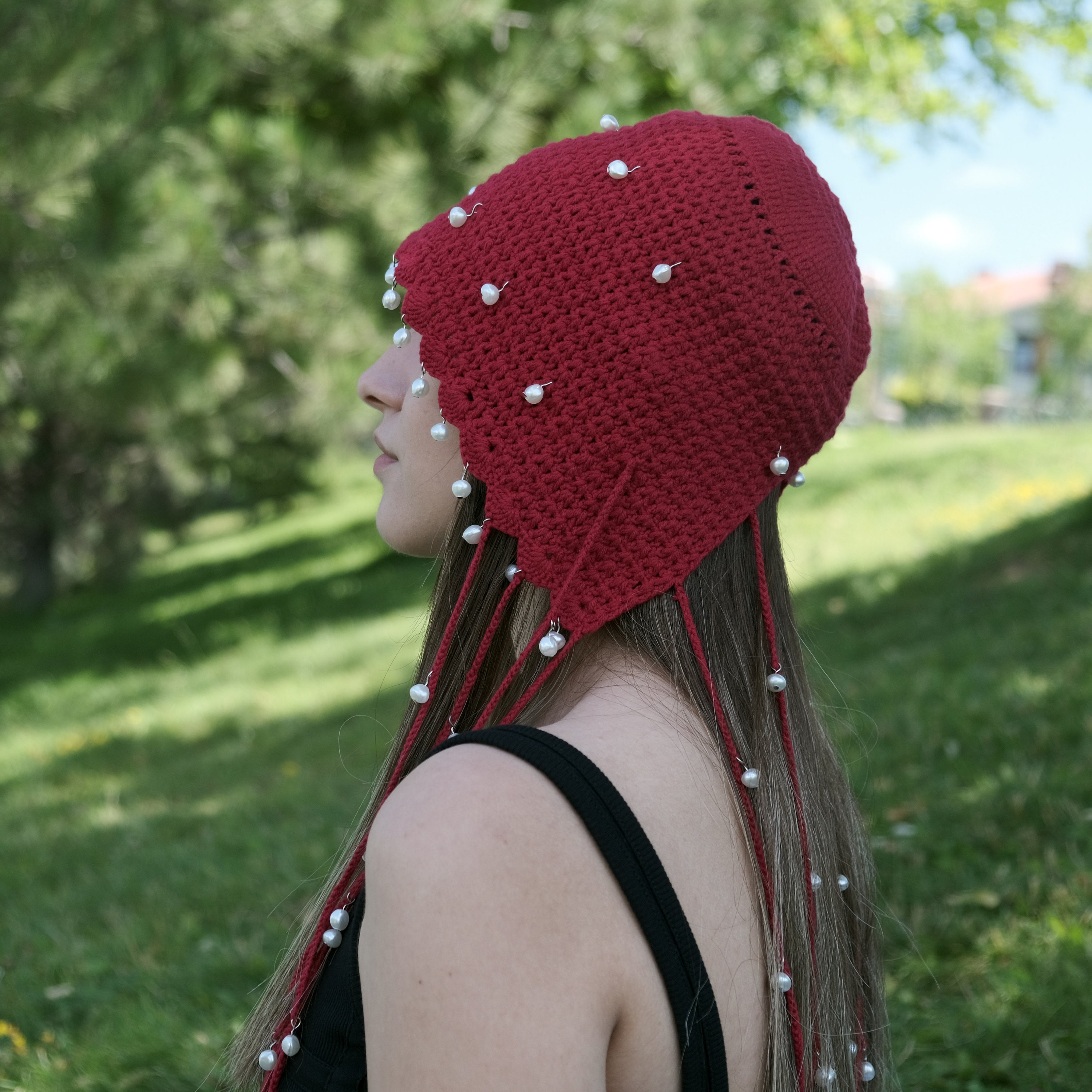 Pearls Embellished Hand Knitted Hat With Fringe -hat With