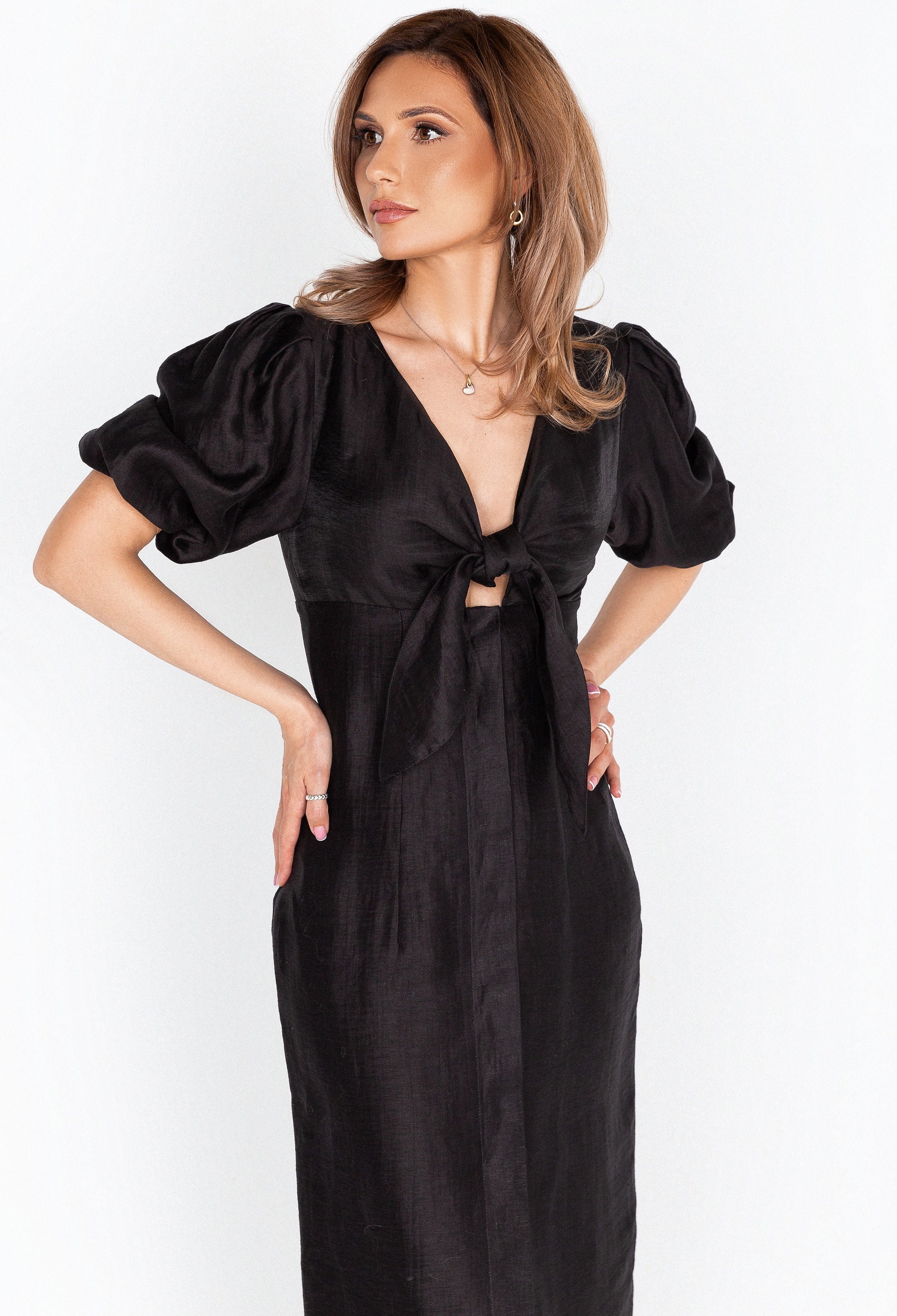 The Rei Linen Dress – Black