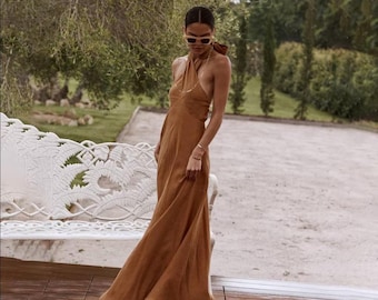 Vestido de lino con escote halter cruzado y espalda descubierta, vestido midi de lino, vestido de lino sin espalda, vestido de lino minimalista, vestido elegante de verano