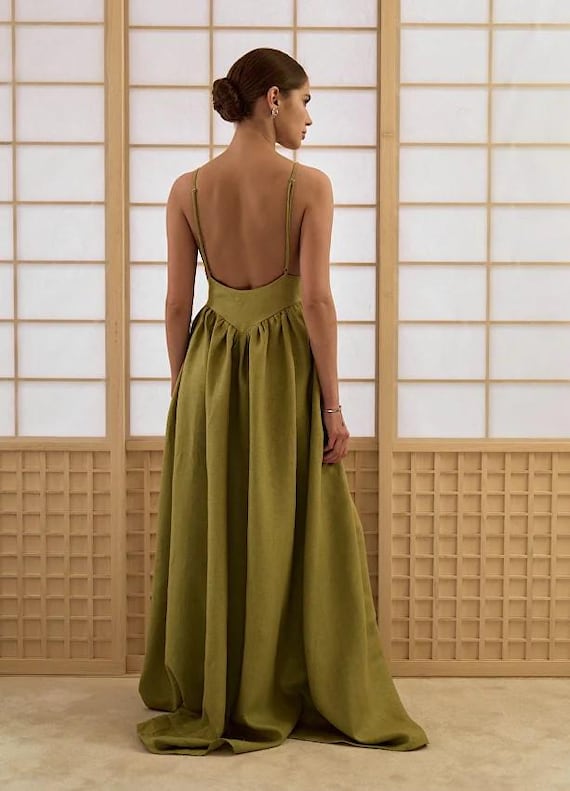 Elegant Linen Maxi Dress Strappy Open Back, Fitted Bodice