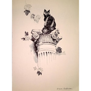Puede incluir: Dibujo a tinta de un gato posado sobre una columna clásica. El gato es blanco y negro, visto de espaldas. La columna está detallada con elementos arquitectónicos y vides con hojas. La firma del artista está en la parte inferior.