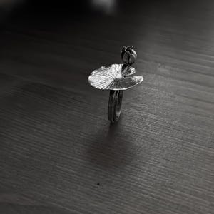 Lotus flower ring
