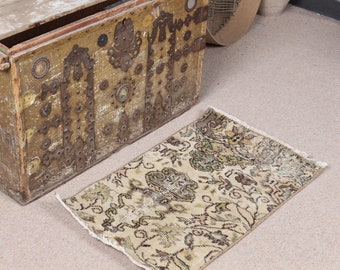 Small Rug, Turkish Rug, Vintage Rug, Oushak Rug, Rugs For Entry, 1.6x2.4 ft Beige Rug, Wool Rugs, Small Oriental Rug, Door Mat Rug,  3982