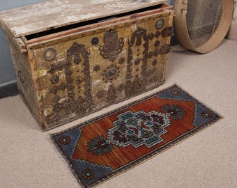 Vintage Rug, Small Turkish Rug, Anatolian Rug, Rugs for Car Mat