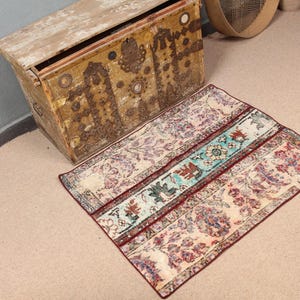 Vintage Turkish Door Mat, 2x3ft, Colorful Floral Patterns, Intricate Design for Home Decor