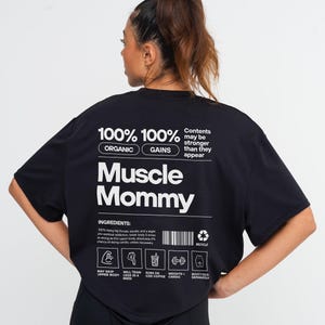 T-shirt de sport Muscle Mommy : vêtements de sport pour femme image 2