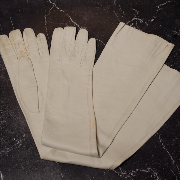 Extra-Small Vintage Leather Gloves - Rafael Benito - Made in Madrid  - Colour: White -  Size 7,5  #38