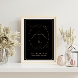 Boogschutter sterrenbeeld print | As Gaeilge | Ierse print | Iers astrologisch cadeau | Ierse taal | Ierse muurkunst | Dierenriemcadeau | Hemelse afdruk