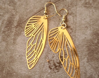 Gold cicada wing filigree fishhook earrings