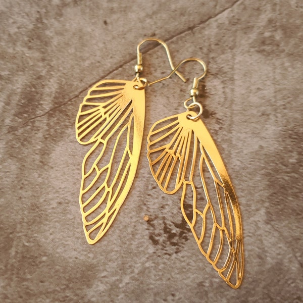 Gold cicada wing filigree fishhook earrings