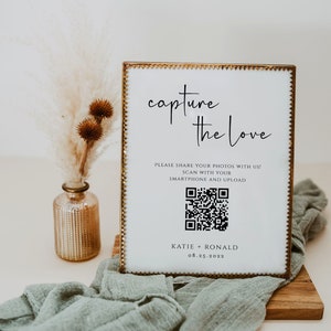 Capture the Love QR code Sign, Modern Wedding Reception Table Sign, Minimalist Wedding Photo Sign, Wedding QR Code, Share the Love, Britney