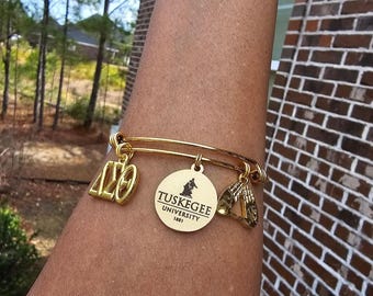 Delta Bracelet - HBCU - Delta Sigma Theta Bracelet - Sorority Bracelet - DST University bracelet - Sorority Jewelry - TU