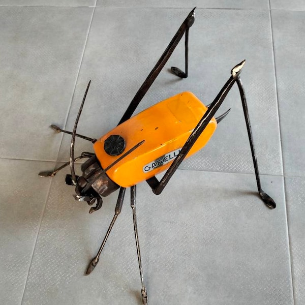 Artwork "JIMMY" the cricket by F-Lor da Fer - Loris Farolfi - recycled iron, design - sculpture scrap metal art, vintage