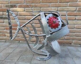 Fer の F-Lor による彫刻アートワーク - リサイクル鉄家具デザイン